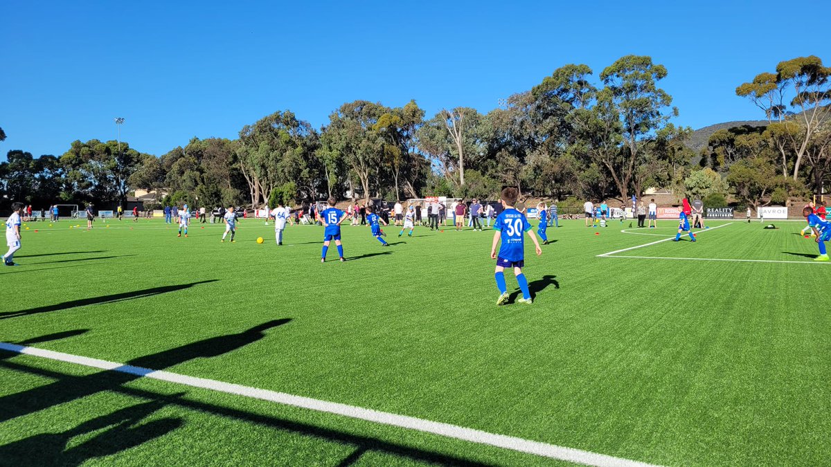 unisa_fc's tweet photo. A real pleasure watching our two U8s teams in the 7aside semis last night!
A lot of fun, goals, passes... looking forward to the next one!
β½β½β½
#UniSAFC #TeamUniSA #Football #unisasport https://t.co/DxwE91T21M