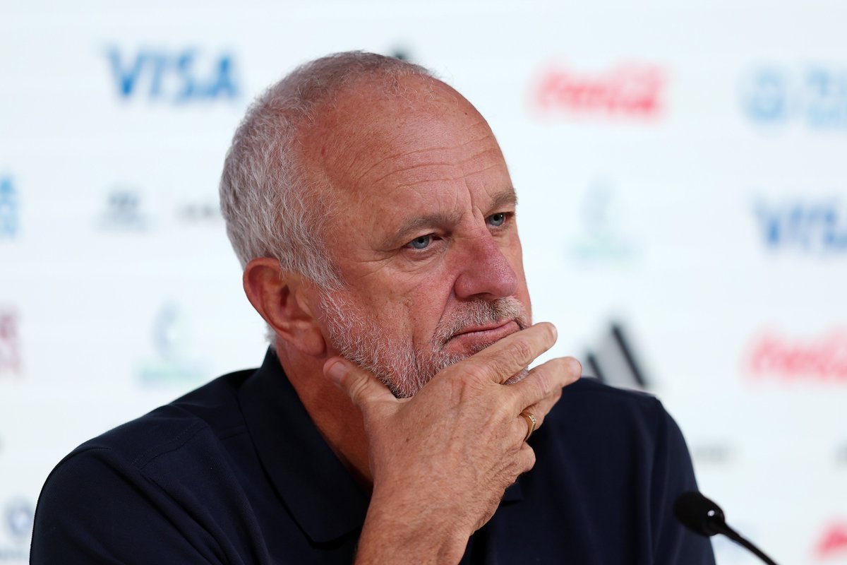 🎧 MATCHDAY PREVIEW PODCAST 🎧 

<a href="/VinceRugari/">Vince Rugari</a> joins the <a href="/keepupau/">KEEPUP</a> crew <a href="/davidweiner9/">David Weiner</a> <a href="/davutovic/">David Davutovic</a> <a href="/SaintSmithies/">Tom Smithies</a> in Doha.

Arnold's press conference messages | how does Australia win | what does this mean for ⚽️🇦🇺 ?

Listen: open.spotify.com/episode/4bFaNO…