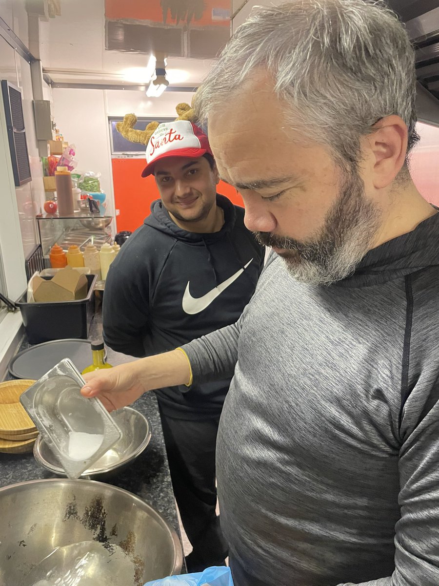 Pleasure to have had the wonderful <a href="/josebaig/">José Baig</a> Venezuelan journalist and author show us how to make some delicious #Venezuelan #arepas today! <a href="/HighStLimk/">High Street Hospitality</a> <a href="/WickhamWay/">WickhamWayLimerick</a> <a href="/ilovelimerick/">#LimerickandProud</a> #latinstreetfood