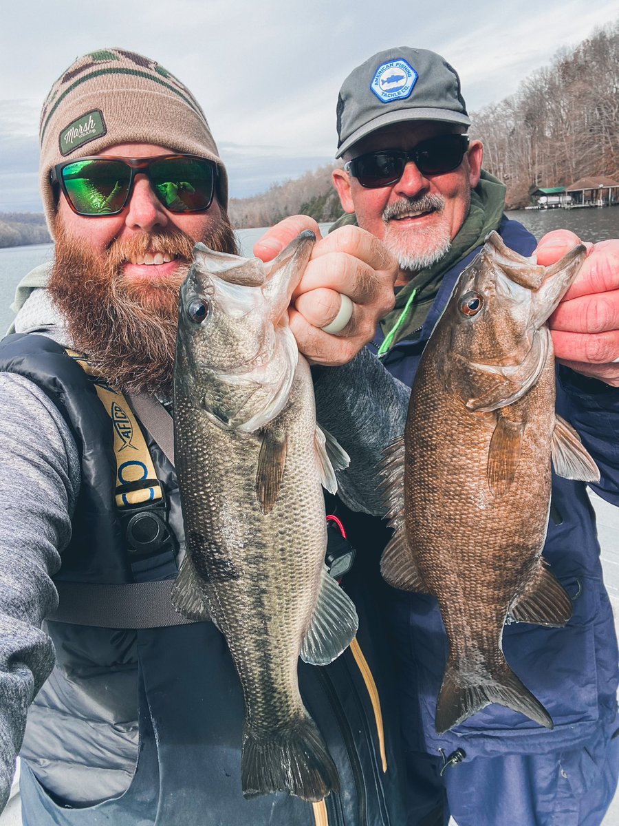 AlexRuddFishing's tweet photo. Cause cancer can kiss our ass 😁🤙🏻 
#fishing #bassfishing https://t.co/IpIori6H3y