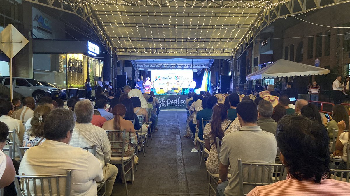 rappacifico's tweet photo. 📣#AEstaHora en presencia del Gobierno Nacional, Gobierno Departamental, alcaldes, sector privado, academia, medios de  comunicación y entre otros actores estratégicos,  inauguramos el Centro de Experiencia Pacífico Colombia… https://t.co/9gxePjBKFT