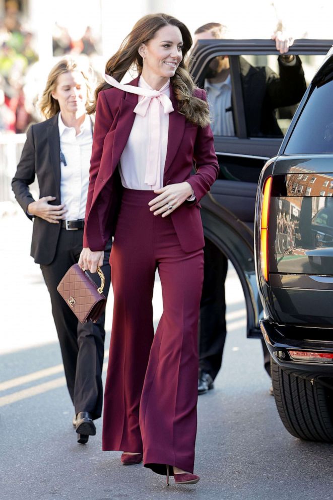 Lost_In_Films_'s tweet photo. Another day of Kate & William's tour of US. What a surprise we have yet another upstage attempt from Meghan, she's one really insecure narcissis 🤣 In other more important NEW news the Princess of Wales looked fabulous this week #WinningAtLife #StayingClassy https://t.co/m8xCHyOmnE