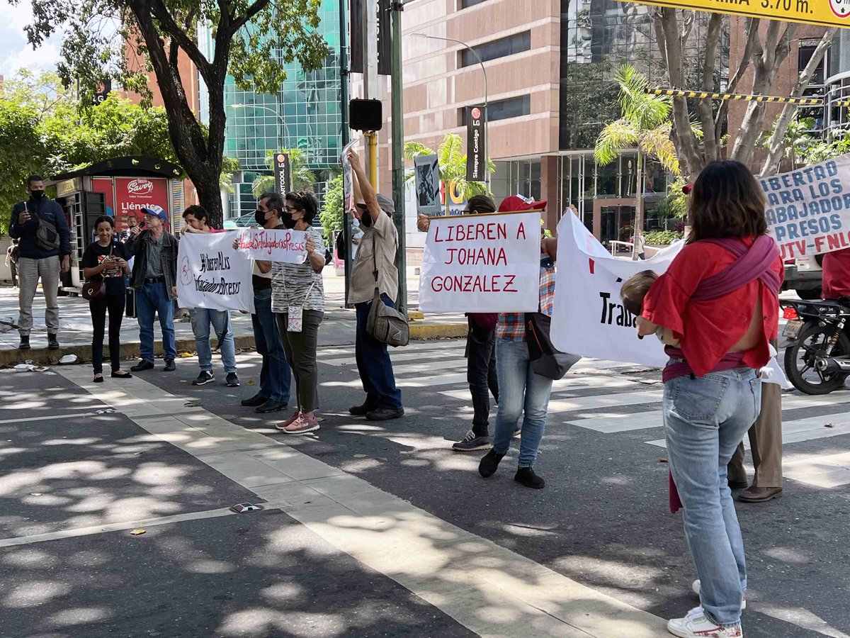 SurgentesDDHH's tweet photo. El Min. de Servicios penitenciarios no realiza la evaluación psicosocial que requieren Aryenis y Alfredo para optar un cambio en la injusta medida que los mantiene privados de libertad, siendo inocentes.
Queremos una #NavidadSinTrabajadorxsPresxs https://t.co/twV9LCbEeP