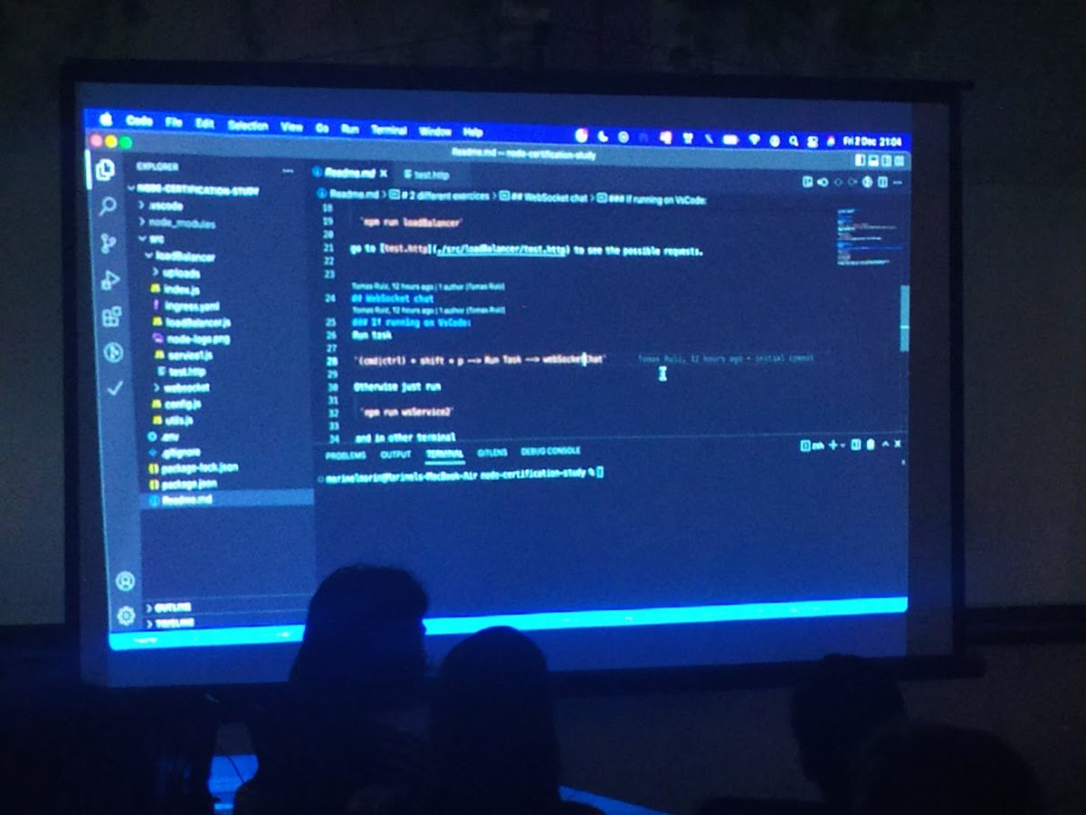 banodejs's tweet image. Vamos con código en vivo.
Hacemos un load balancer y lo ponemos en funcionamiento