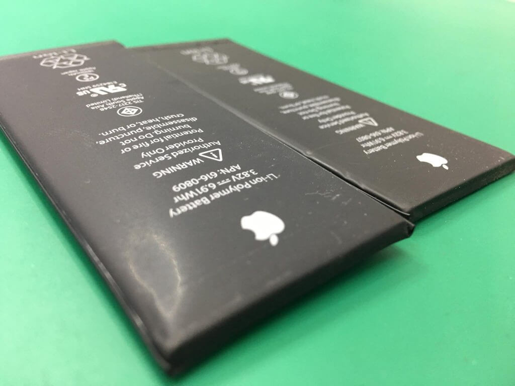 午前中だけ営業中。
iphone修理のifc神田岩本町店です。
データそのまま画面割れバッテリー交換即日修理。
iphonekandaiwamoto.com
都営新宿線岩本町駅Ａ６出口歩いて１０秒。
#iphone修理 #バッテリー交換 #岩本町