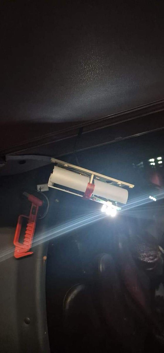 mollyannhodgee's tweet photo. I don’t cry much but seeing this today has really made me want to cry out of anger. A £70,000 odd coach and this is how they get treated. College contracts 🙄. Vile.

#coaches #coaching #buses #sussex #coachcompany #damage #neoplan #tourliner #luxury https://t.co/pv77Hc7kt6