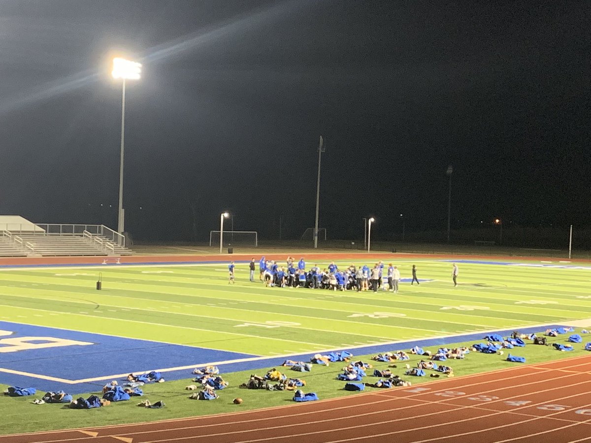 coach_hough's tweet image. Good Luck to @EBHSFootball, in the Class 1 State Championship tomorrow. Appreciate the THANK YOUS, GREAT handshakes and compliments about our facilities and football program from coaches and players. Thank you for the opportunity to watch you prepare. #BEGREAT