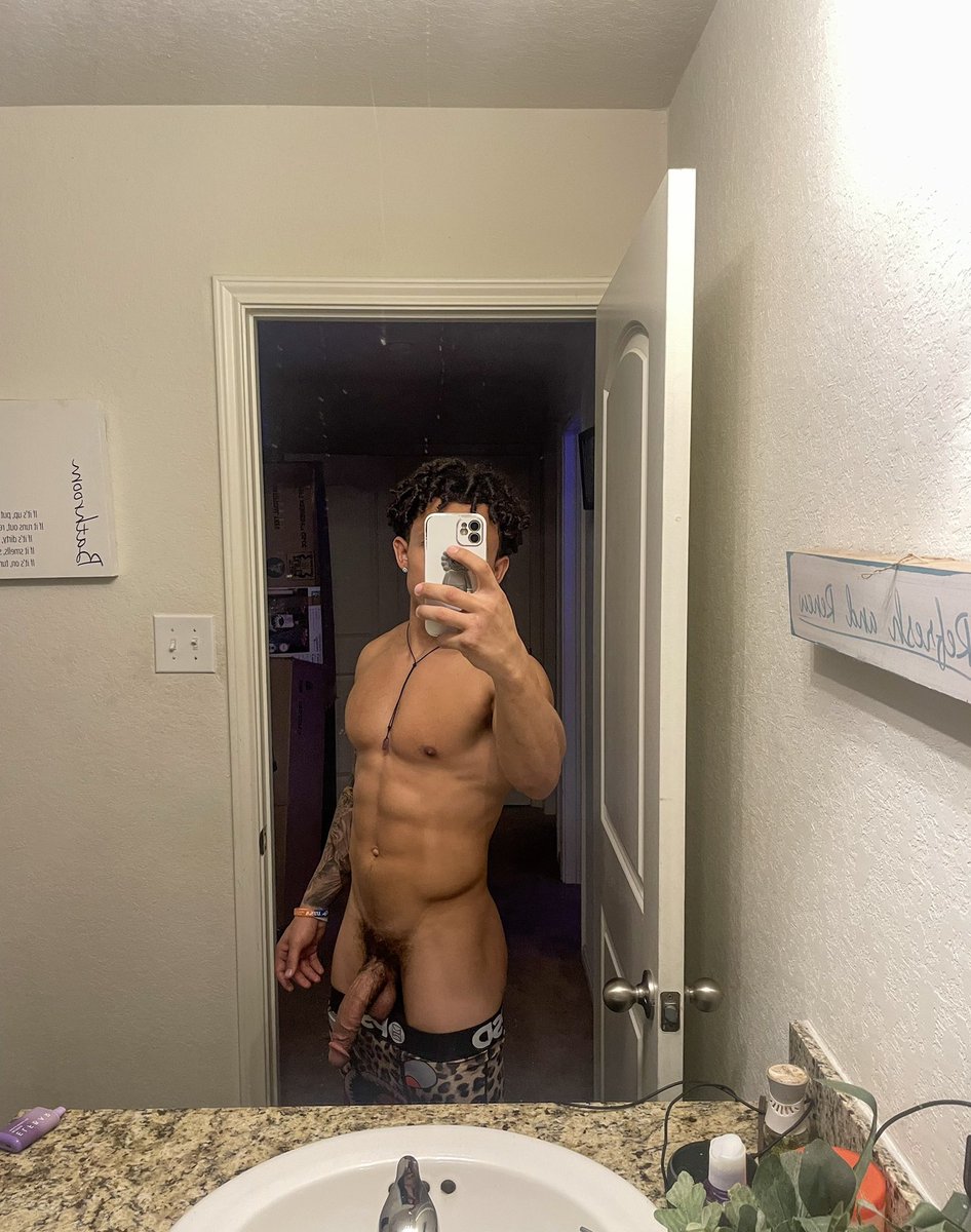 Offic_bigmarvjr's tweet photo. #RT if you NEED IT!?

😈my of is FREE https://t.co/0iWPTb6M0i