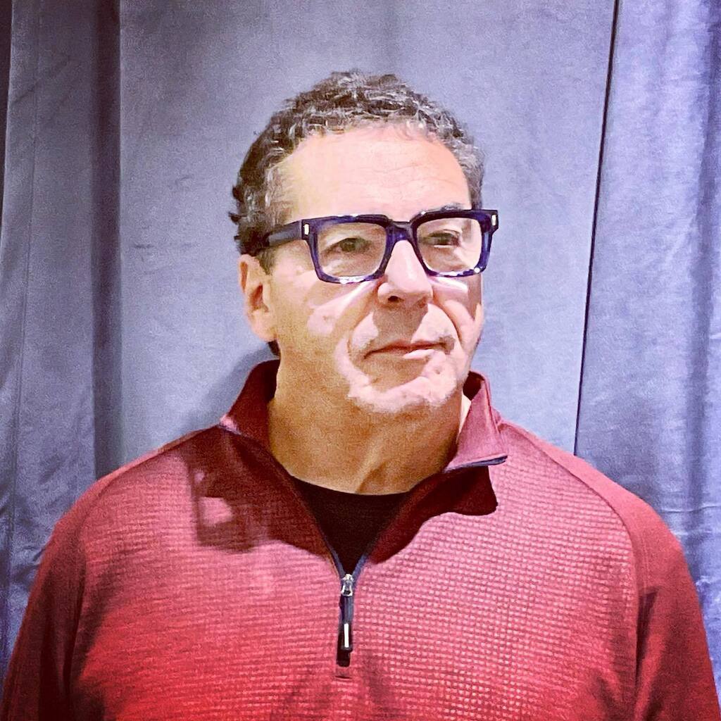 focalpointopt's tweet photo. We all agree our client looks great in his in his new @cutlerandgross 1386 frames!! His ophthalmic frame is featured in Russian Blue and his sunglasses are featured in Honey Alabaster. 

#cutlerandgross
#neweyewear #independenteyewear
#artfulyetwearable … https://t.co/5MnqvcGGFD https://t.co/BYOWEqMexu