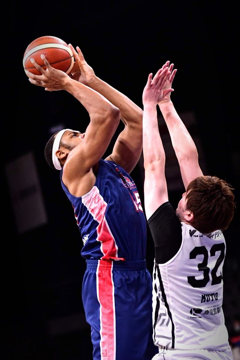 25graphyBB's tweet photo. GAME DAY✨
NEXT HOME GAME
2022-23 SEASON
Round11
12月17日(土) 15:00 Tip Off
12月18日(日) 13:00 Tip Off
vs #ベルテックス静岡
#豊田合成記念体育館エントリオ
#jdweatherspoon #jd
#豊田合成スコーピオンズ
https://t.co/12i6OvQgGq https://t.co/RG0ZM5JQSv