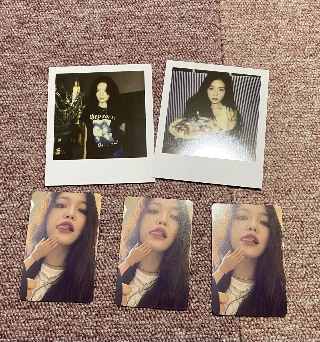 dreameeeeeeeea's tweet photo. red velvet レドベル トレカ birthday 交換

譲:一枚目 イェリ スルギ アイリーン アイリン ペジュ 
求:二枚目 マークのスルギ、ウェンディ、ジョイ、イェリ 、アイリーン 、アイリン 、ペジュ

郵送での交換希望です。
まとめて交換できる方優先します。
交換希望の方はリプお願いします！ https://t.co/qt7YC6NV9f