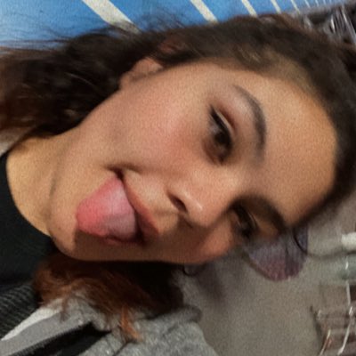 𖢻𐬺ᥱ M І ᥣ ᥡ𐬺𖢻 - #NewProfilePic https://t.co/hloCXRsd8R