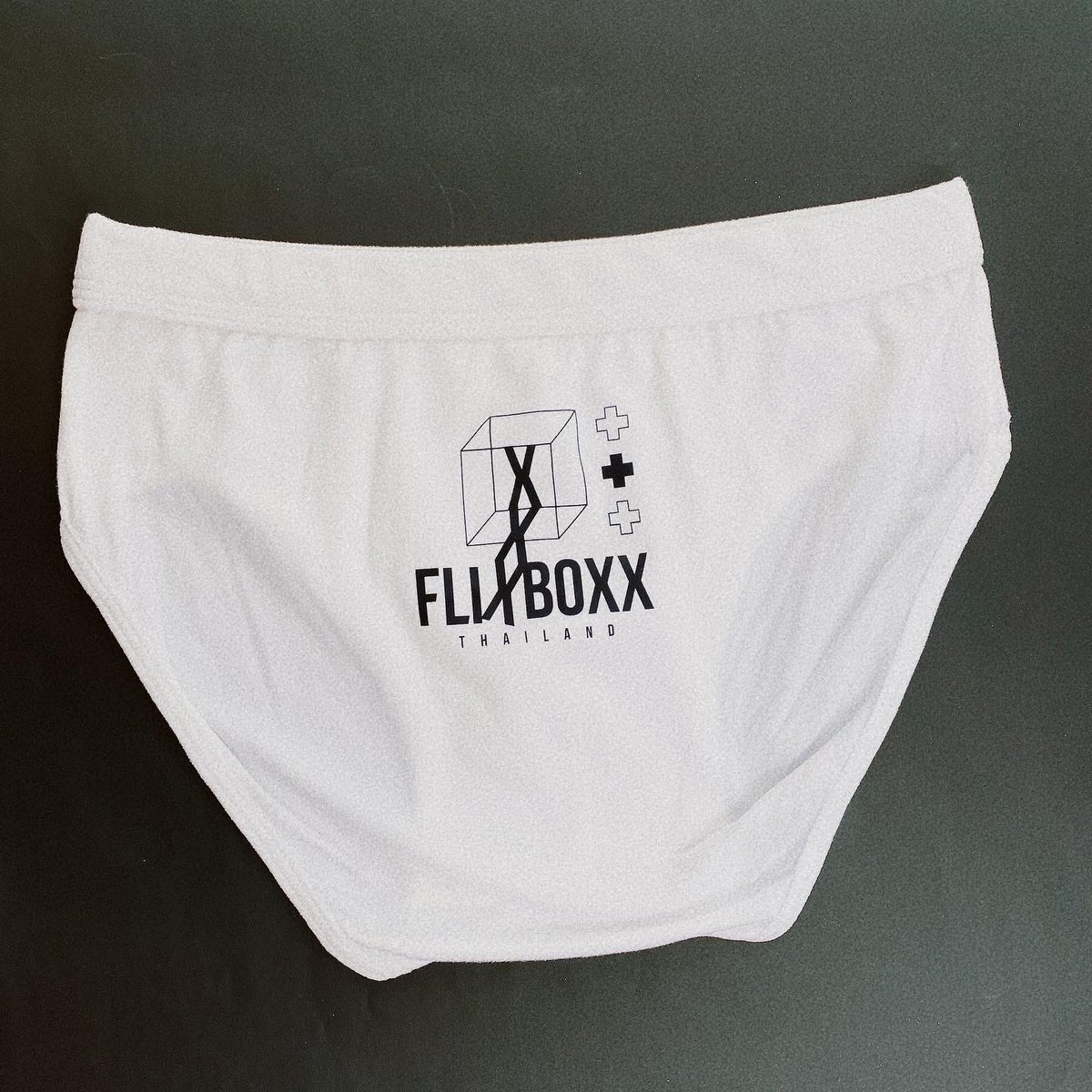 flixboxxTH's tweet image. 🌻 FLIXBOXX THAILAND 

BRIEFS UNDERWEAR 
[กางเกงใน]

☀️ สีขาว เนื้อสัมผัสเนียน นุ่ม 
สกรีนลายขอบ และก้น 
ใส่ถ่ายรูป ไปทะเล ก็มีเสน่ห์ได้

🌲 ราคา
1 ตัว 145 บาท
1 แพค 3 ตัว 395 บาท

⛱ ค่าส่ง
โอนเงิน 40 บาท
ปลายทาง 50 บาท

🌊 SIZE
M 23-27”
L 28-30”
XL 31-32”
2XL 33-34”
3XL 35-38”