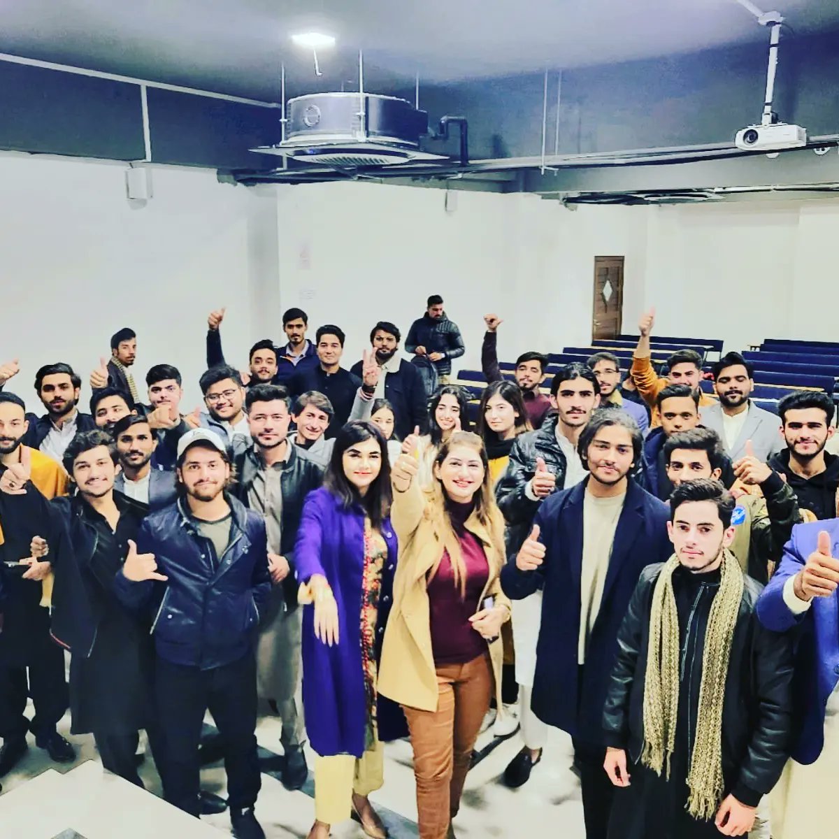 saima_amjad's tweet photo. My session on Personal Development at @iqrauniversity Islamabad Campus . Just loved interacting with bachelor students...we radiate energies and we need to be very selective in choosing what kind of energy and vibes we are allowing in our lives
#PersonalizedDevelopment https://t.co/VzQL0G0SGd