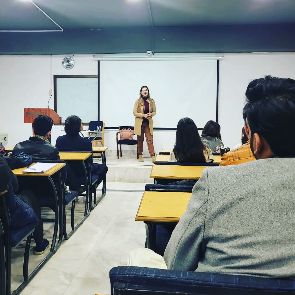saima_amjad's tweet photo. My session on Personal Development at @iqrauniversity Islamabad Campus . Just loved interacting with bachelor students...we radiate energies and we need to be very selective in choosing what kind of energy and vibes we are allowing in our lives
#PersonalizedDevelopment https://t.co/VzQL0G0SGd