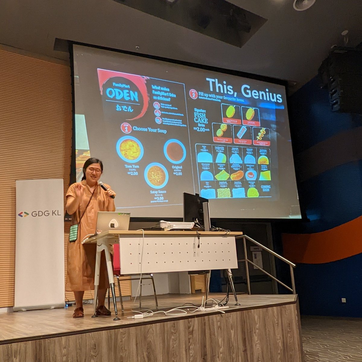 jecfish's tweet photo. Sharing the web and her Oden finding in Malaysia! @kosamari #devfestkl22 https://t.co/tKcsVGHomQ