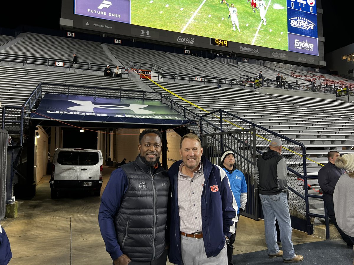 CClemente247's tweet photo. The Dynamic Duo inside Jordan-Hare for Super 7

@CoachHughFreeze x @CoachCaddy24 https://t.co/OnKVf4X2Cw