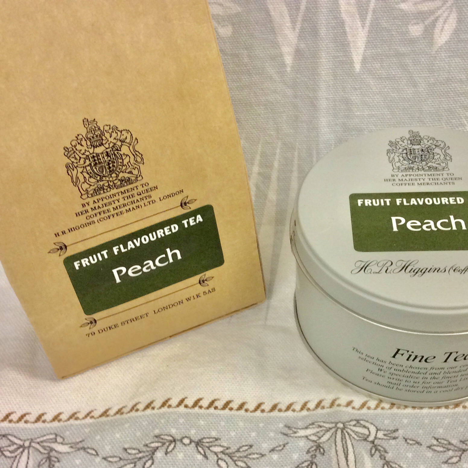 ☆完売品☆限定品☆英国Higgins ヒギンス 紅茶 キャニスター