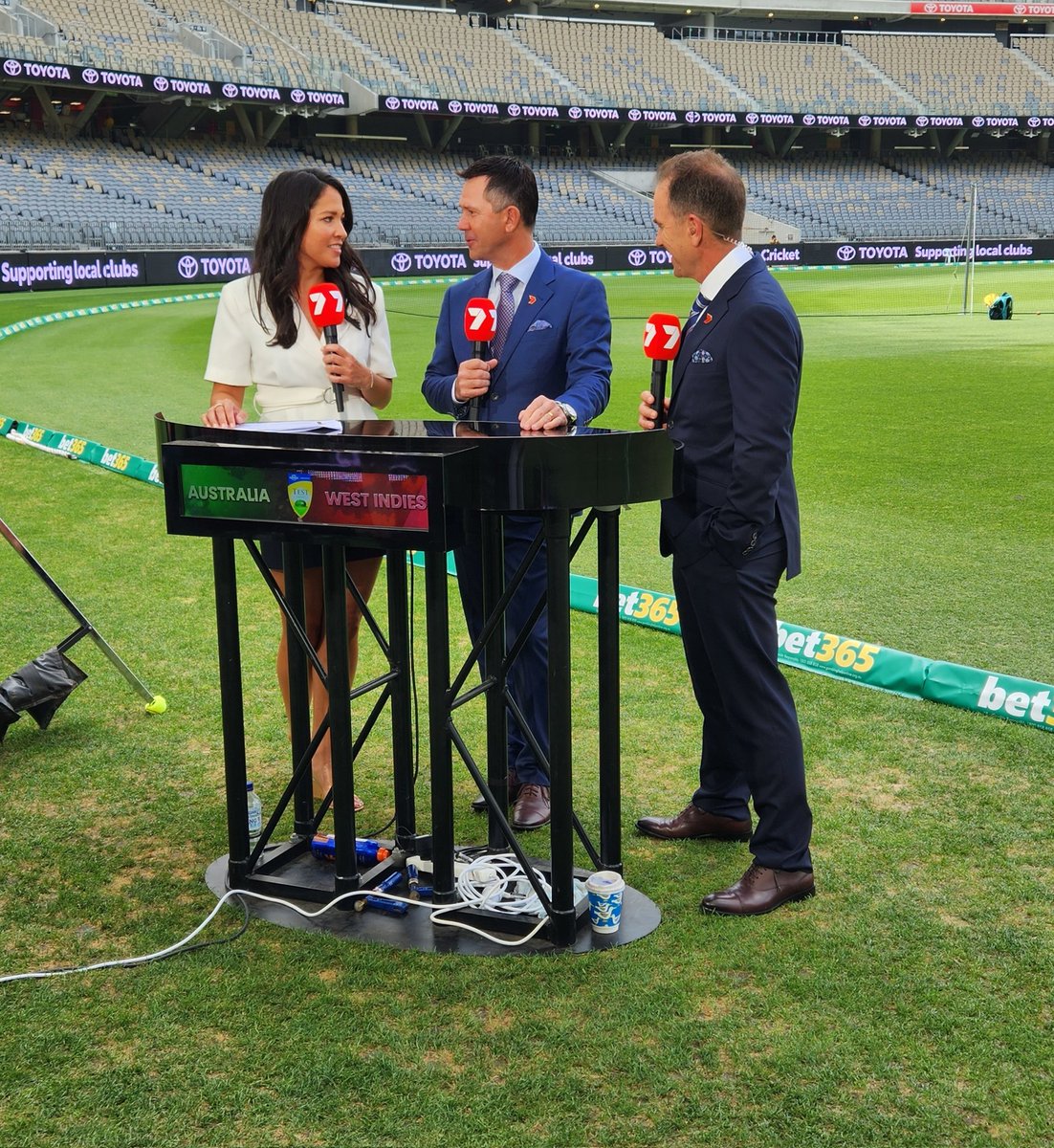 Business as usual for Ricky Ponting, who'll be on air from 12.30pm AEDT to address his last 24 hours 👍