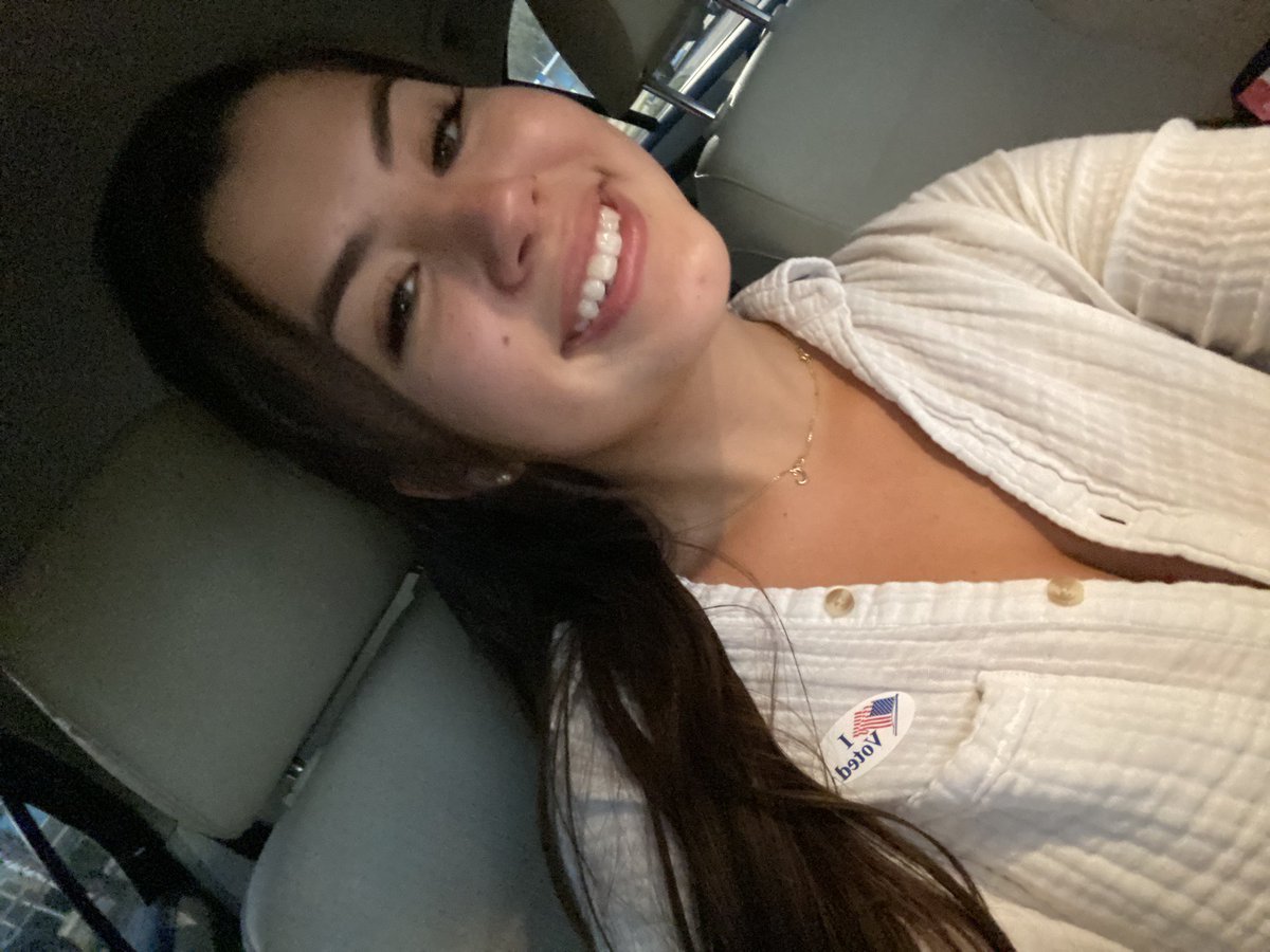 creativesbycel's tweet photo. First time Florida Voter!! #floridavoter https://t.co/Xp4Gyr9H6N