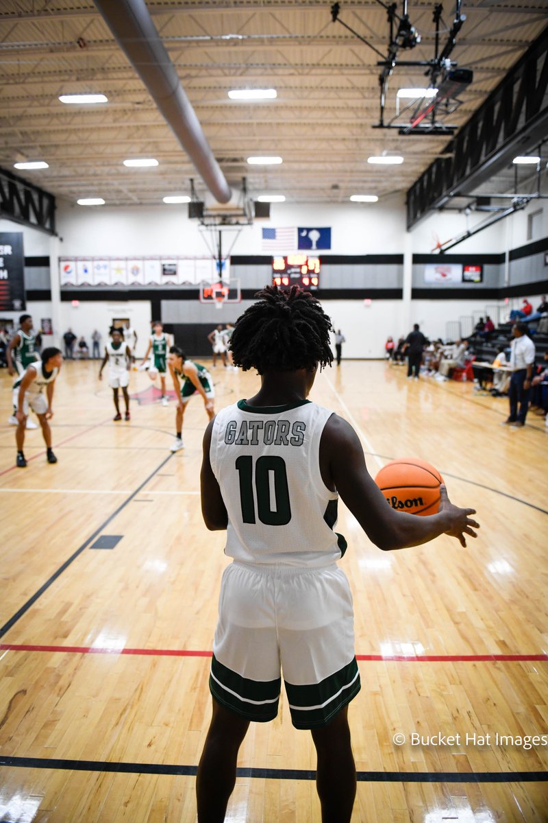 BucketHatImages tweet media