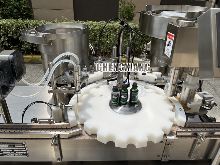 JonaGu3's tweet image. 【CHENGXIANG】Essential oil bottle filling capping labeling machine/Liquid Ceramic Coating filling and capping labeling machine #chengxiang #essentialoilfillingmachine #essentialoilfillingline #liquidceramiccoating #fillingline #essential_oil_bottle_filling_capping_machine