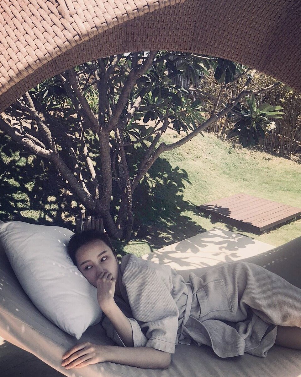 lilmontego's tweet image. Busy is a kind of happiness, so that we do not have time to experience pain; running around is a kind of joy, so that we really feel life; tired is a kind of enjoyment, so that we do not have time to be empty.