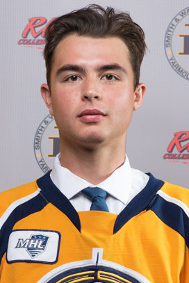 JohnnyMacHockey's tweet photo. In dramatic fashion, ⁦@MarinersHockey⁩ win a 6th straight game, thanks in large part to ⁦@Benroode18⁩, who scores in OT for 7-6 win over ⁦@TigersHockeyMHL⁩. Roode had a 3-point night &amp; should have been credited with an A on Burke’s tying G with 1:23 left in 3rd. https://t.co/hhMX2PTQdp