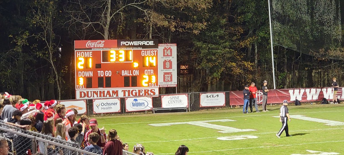 report_eb's tweet photo. @DunhamSchoolBR 21 @UhighCubs 14 2nd @CCSprep @kentrahan @LHSAA https://t.co/jzfdSCgPBa