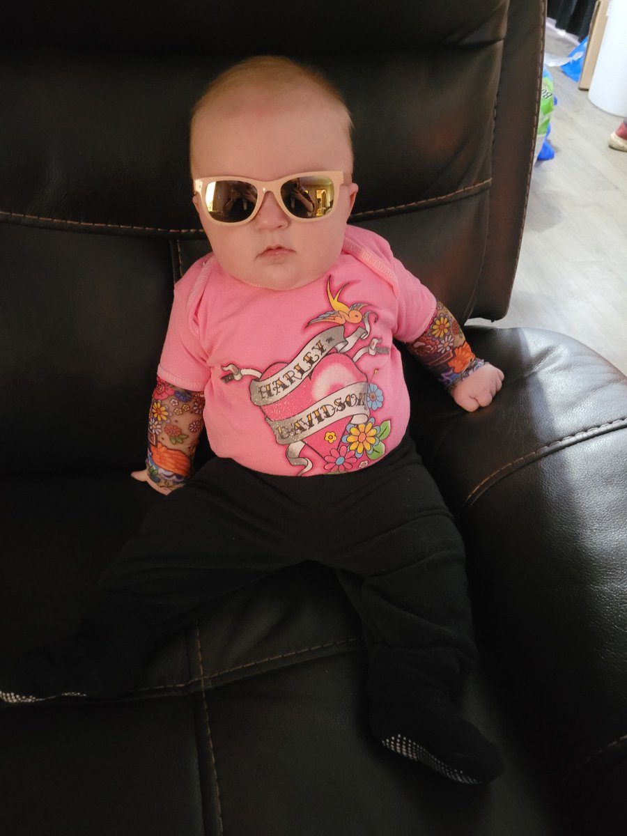 JennyG97's tweet photo. My baby is cooler than you https://t.co/OuEGDWyrRt