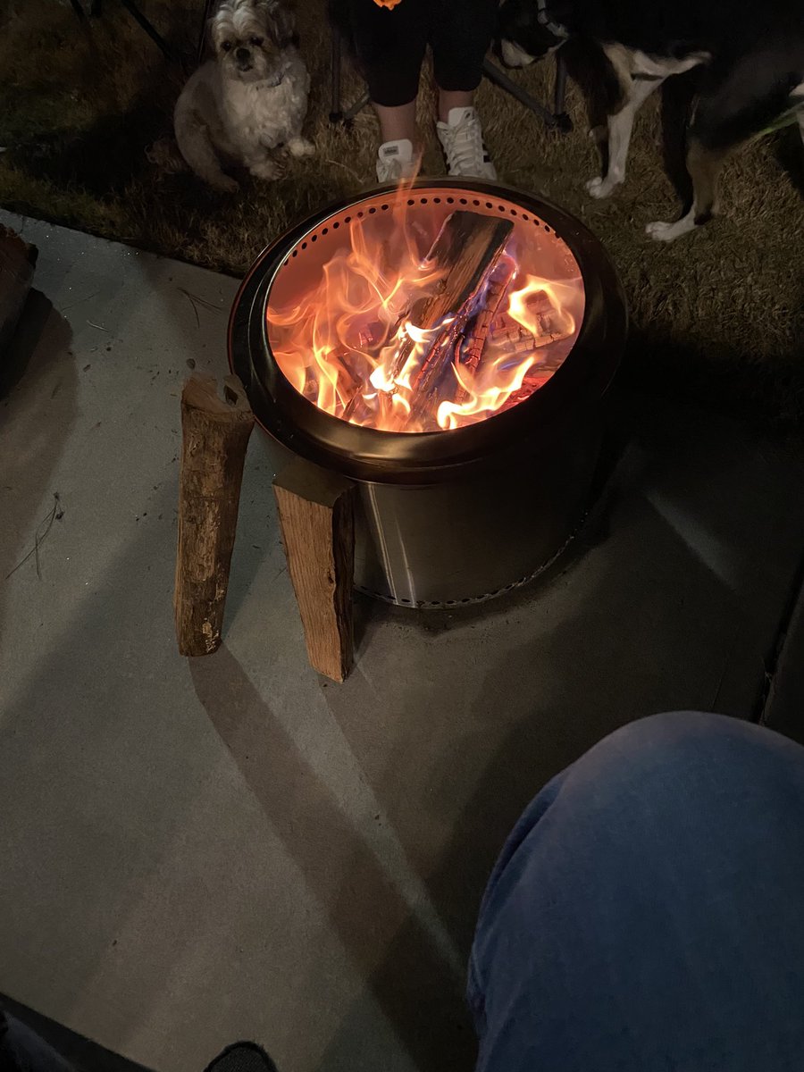 Fire nights are the best nights https://t.co/kulqtkHGtF