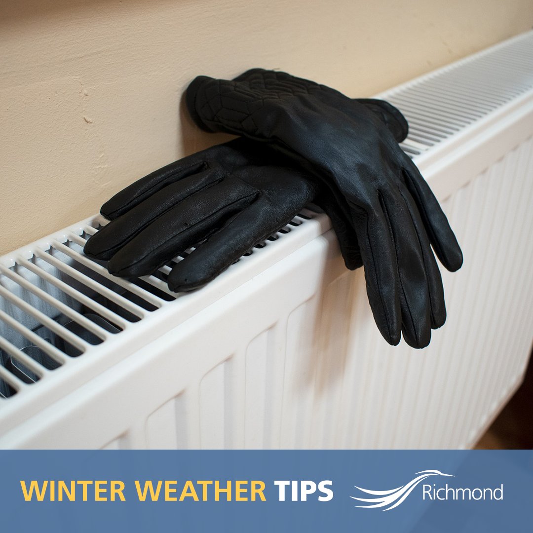 Richmond_BC's tweet image. 🌨️ is in the forecast tonight. If you're heading out, be prepared for changing conditions.

📻 Follow trusted weather &amp;amp; news sources 
🧣Bundle up &amp;amp; wear appropriate footwear 
🚌 @TransLink for updates on bus &amp;amp; #CanadaLine service

More tips: richmond.ca/weather