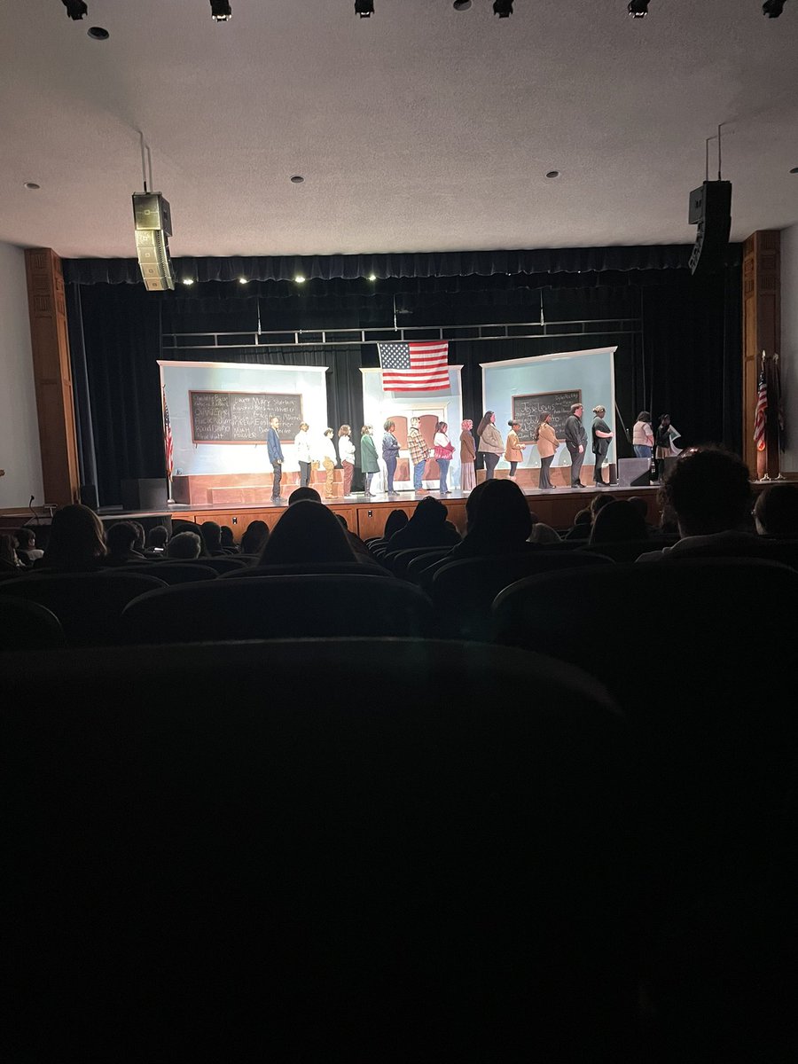 What a moving performance by <a href="/NorthBabSchools/">North Babylon UFSD</a> High School production of “26 Pebbles”. Such a profound theme about coming together as a community! Loved getting to see my former students share this important message on the stage💙🐾