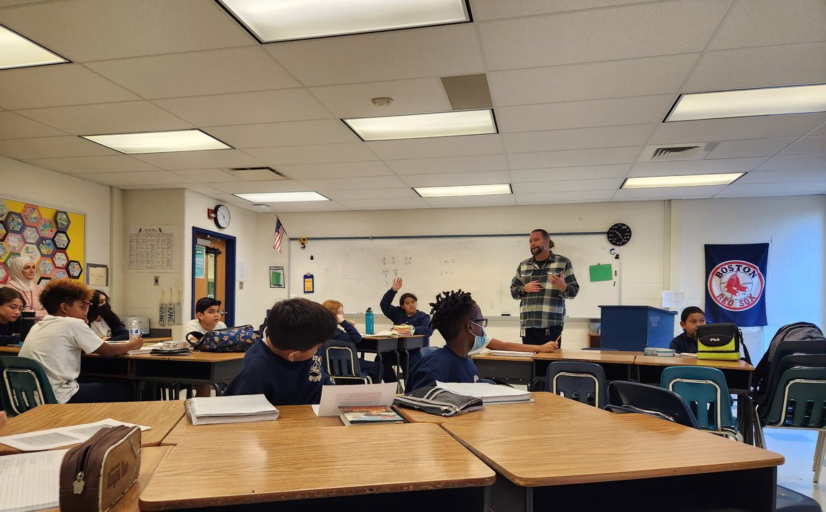 AMcCullaJohnson's tweet image. The student-initiated math conversations that happened with these #PBJays truly warmed my heart today!  This was what&apos;s good and what&apos;s right.