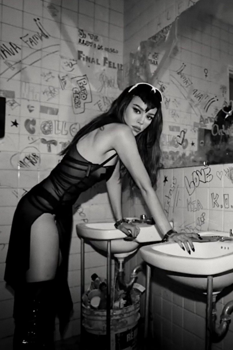 DannaReports's tweet image. .@DannaPaola — #SpotifyWrapped

2018 — 17M
2019 — 123M
2020 — 553M
2021 — 701M
2022 — 556M