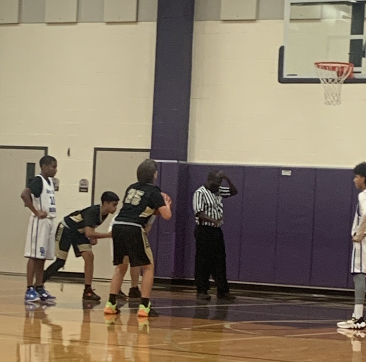 BJHAthletics's tweet photo. The @briscoe_eagles 8B team comes back strong in the night cap with a 55-15 win over Beverly Hills. Aiden Atteffah lead all scorers with 10 points. #PTN @lcisdathletics @FosterHSBBall @fbheraldsports https://t.co/Y9C6kPzrbJ