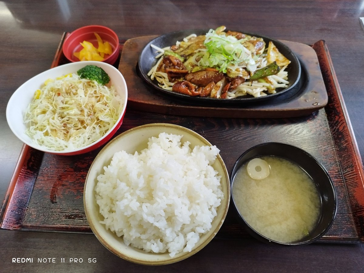 本日のお店

【あなたの街の定食屋さん 清武店】

こてっちゃん野菜炒め定食（￥950税込）

宮崎県宮崎市清武町新町2-2-10
11時〜15時,17時～22時30分
※日祝祭日は21時30分まで
定休日は無し？
0985-84-2118