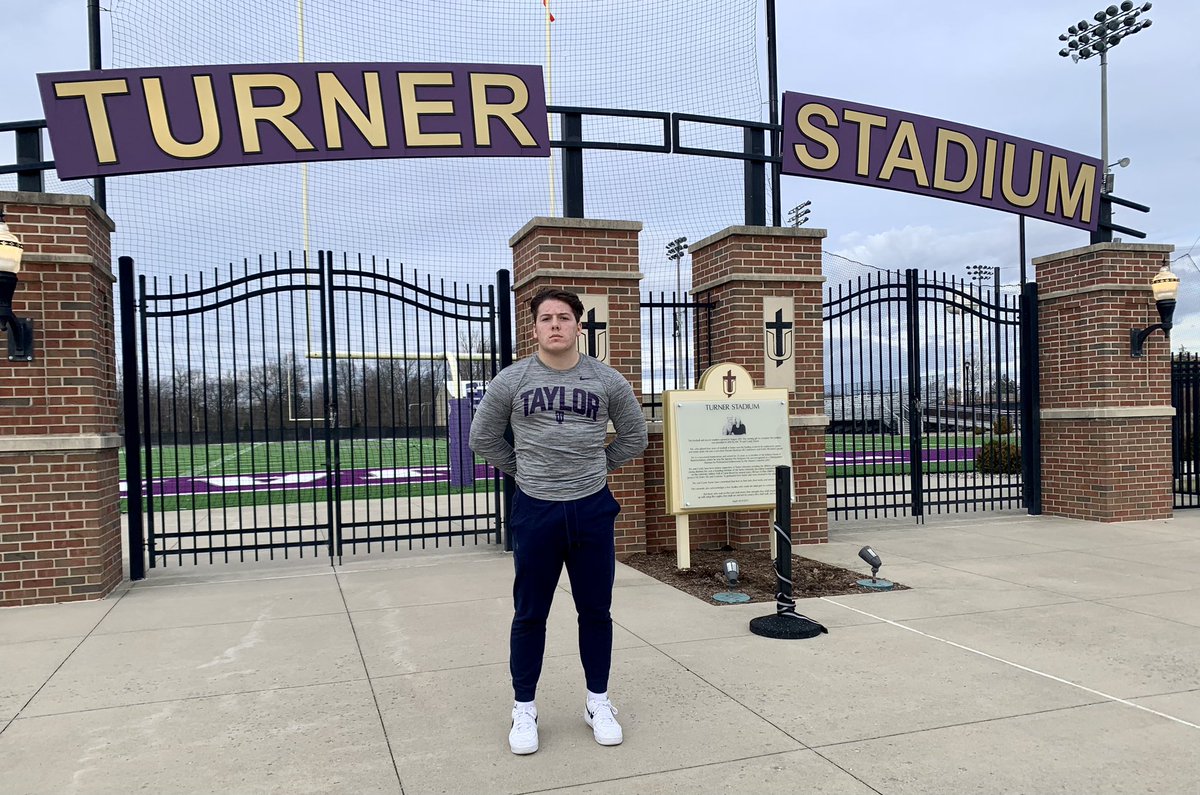 Had an amazing time at @tayloru Today! Thanks coaches: @CoachAnderson15 @Coach_Mingo For the hospitality.