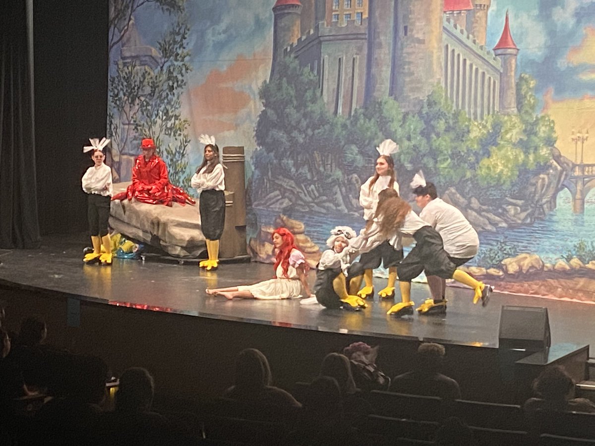 JarrellHS's tweet image. Fantastic show by the JHS Theatre Department!

Come out Sunday to see for yourself. 
@Jarrell_ISD @JarrellHS @Jarrellisd @