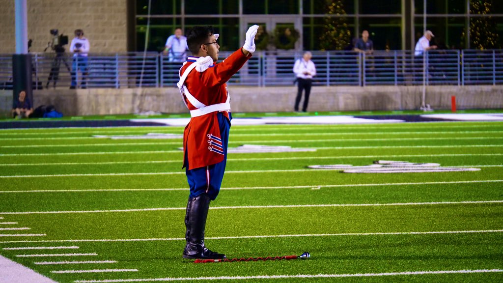 jokoch09's tweet photo. Halftime: @HumbleISD_AHS band and @Ahspatriettes did a great job at the half. Band played some of their favorite stand tunes and Patriettes danced to holiday music. #WeAreTheLight @HumbleISD https://t.co/O945EBg6wL