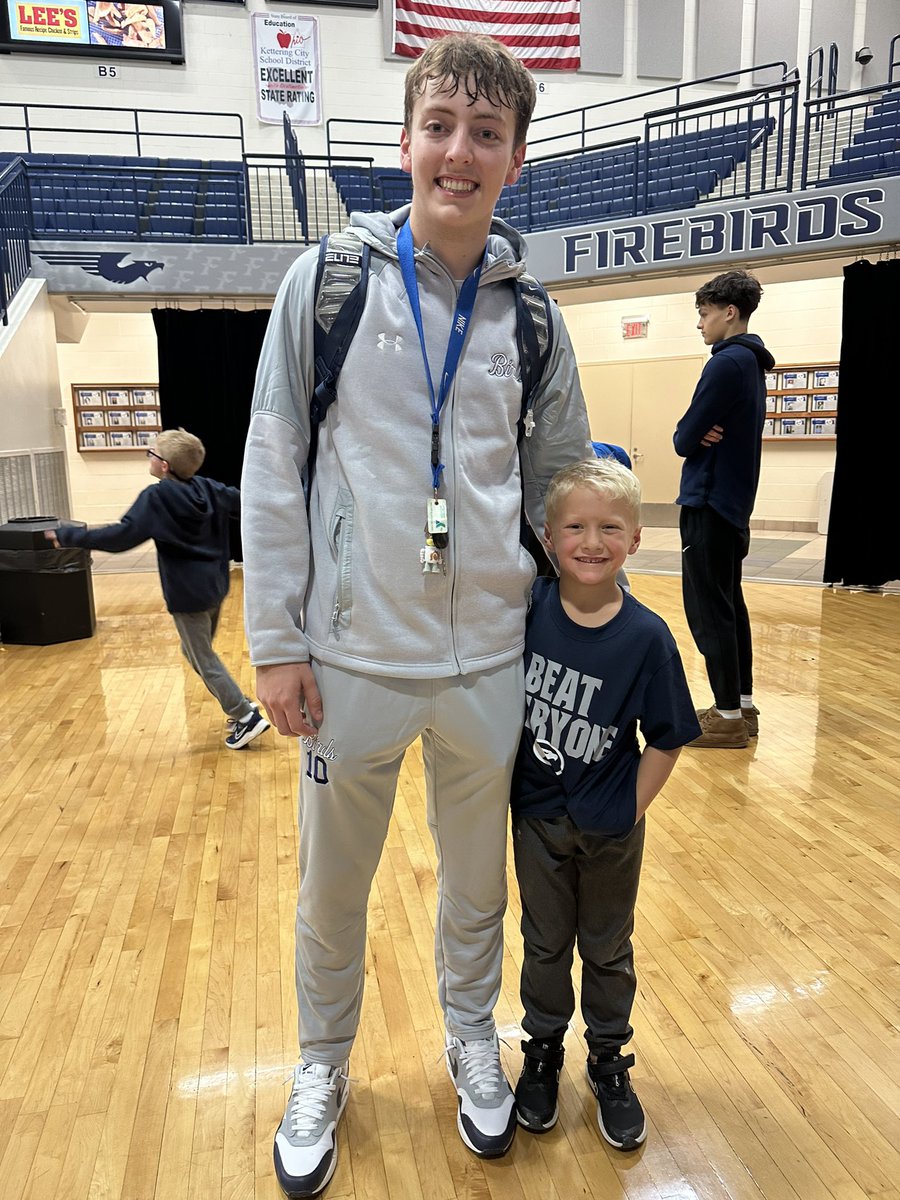 Collette Hauge (@mrshowgeee) on Twitter photo Birds Win! 👏🏻
This Future Firebird couldn’t go home until he got to see Eli after the game! In Eli’s “free time” he volunteers to help coach Lincoln’s 2nd grade team. This is what Kettering is all about. <a href="/FirebirdHoops/">Fairmont Boy’s Basketball</a> #WeAreFirebirds Birds Win! 👏🏻
This Future Firebird couldn’t go home until he got to see Eli after the game! In Eli’s “free time” he volunteers to help coach Lincoln’s 2nd grade team. This is what Kettering is all about. <a href="/FirebirdHoops/">Fairmont Boy’s Basketball</a> #WeAreFirebirds