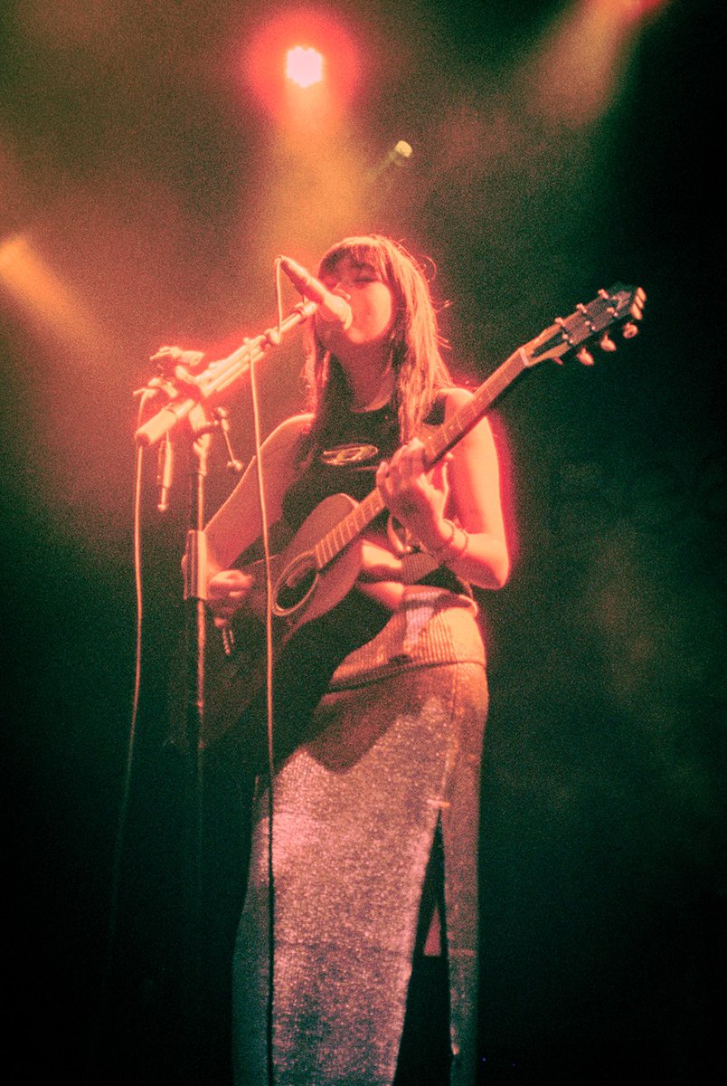 hangingonsunset tweet media