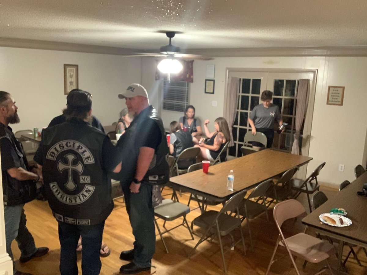 43IronCrew's tweet image. Family and Brotherhood!#Disciple #GodIsGreat #SupportDisciple #MC #43MC  #VictoryInBrotherhood #MotorcycleLife #MotorcycleClub #MCLife #Christian #BikerLife #MenOfGod #ChristianMotorcycleClub #DiscipleChristianMotorcycleClub #ChristianMC #TattoedChristian #WarriorsOfGod #Ghostin