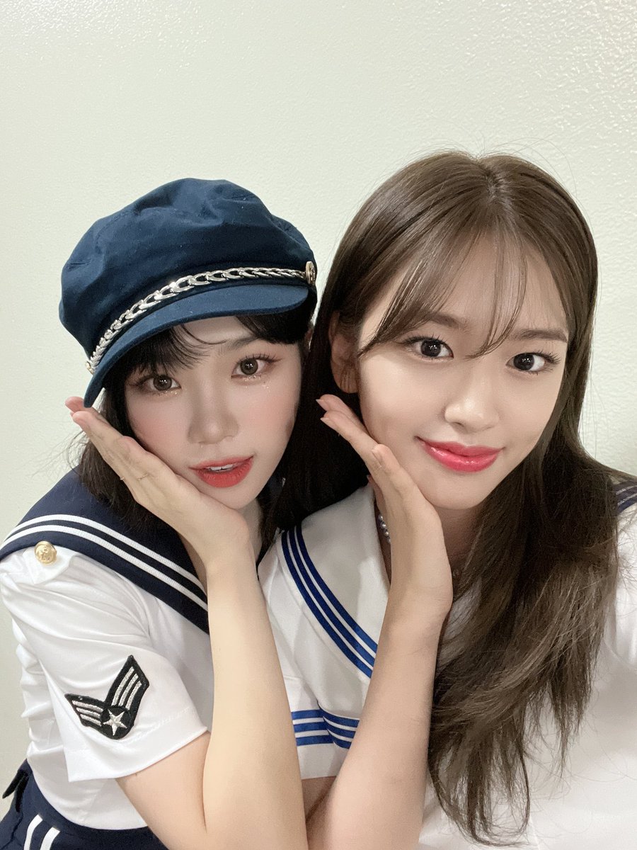princesseszip's tweet photo. — ♡ ࣪˖ Junto a la compañía más linda del mundo llegamos al inicio del esperado #𝐒𝐀𝐁𝐈𝐍𝐄北美𝐓𝐎𝐔𝐑𝐃𝟏, la oportunidad de ver desde la primera fila a la bella #𝐒𝐀𝐁𝐈𝐍𝐄𝐀𝐑𝐄𝐀𝐈𝐍𝐋𝐀 solo se da una vez en la vida y no íbamos a dejarla pasar.

ur bunny 🐇—  #𝙱𝚎𝚝𝚑 https://t.co/RxPYPpDD0b