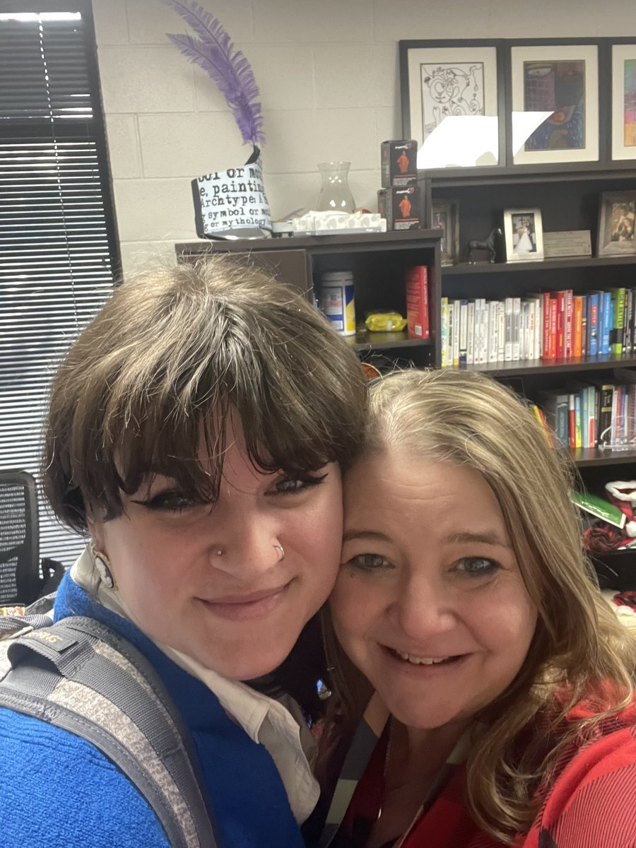 Today was <a href="/HynsonElla/">Ella Hynson</a> last day of student teaching!  Can’t wait to see where she lands her first teaching job!  Ella is special and we are thankful we got to spend time with her <a href="/coppelleast/">Coppell Middle School East</a> #broncosignite