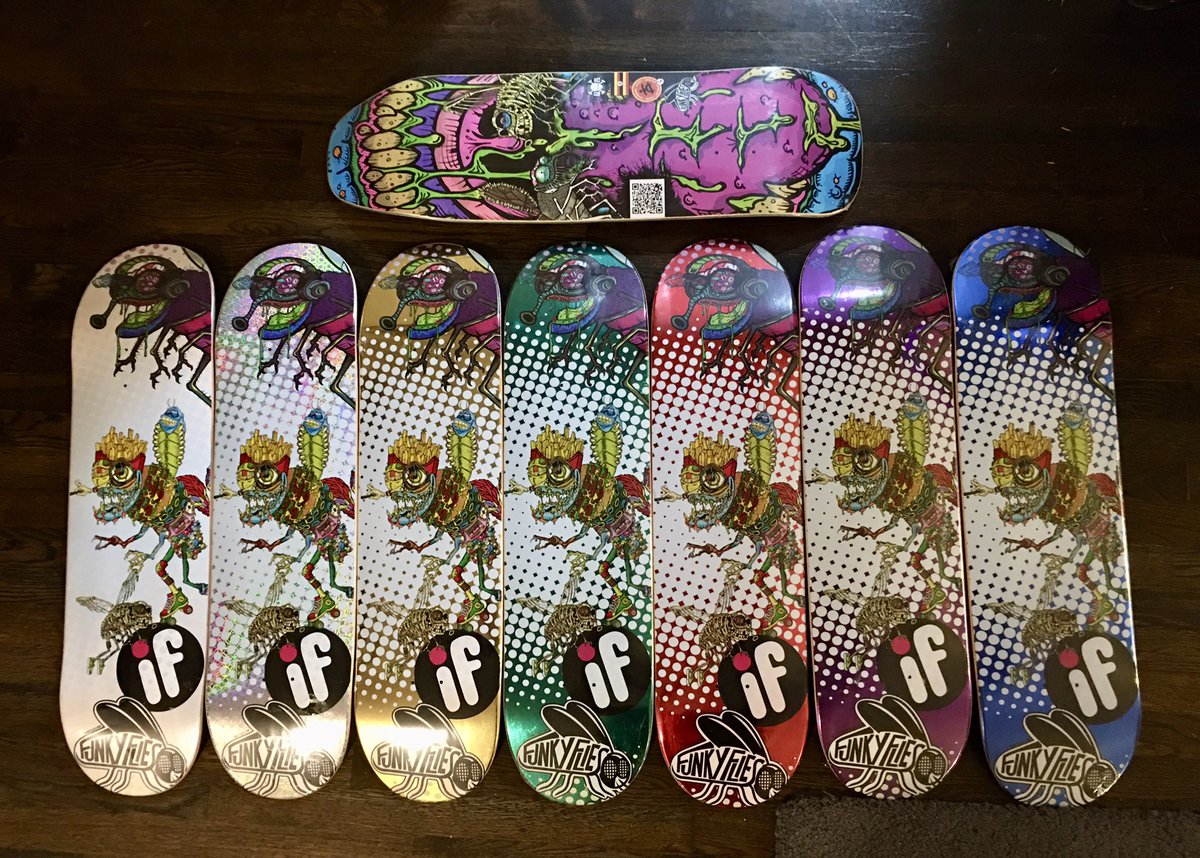 ChadsNotThatBad's tweet photo. Did someone say @funky_flies ??? Skateboards, @Vans shoes, coloring books, @amazon store, OG’s, Mutants, MF’in #FLINGO, T-shirt slogan contests, -> #flybrator 😯, etc! WEN will YOU see the forecast of this project? Come party with the #flyfam 🙌🏼 ❤️ https://t.co/UPm3JyYOxy