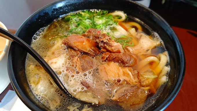 牛すじかすうどん 