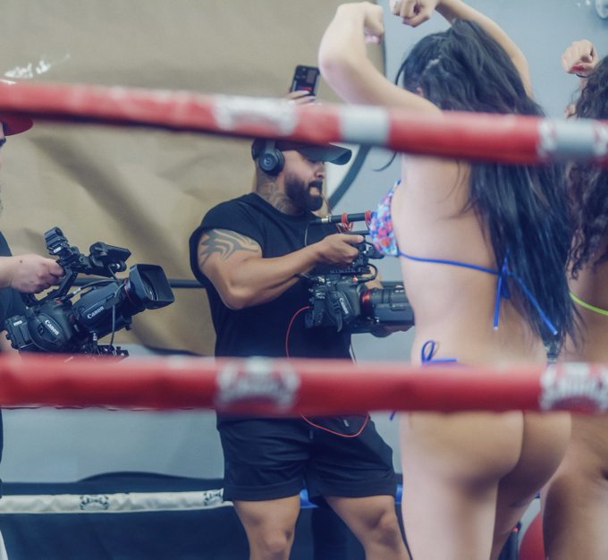@Serenasantosxxx #canon @XXXMorgasmXXX https://t.co/3543VReAVa<a class="tags" href="/tag/serenasantosxxx">@serenasantosxxx</a><a href="/tag/canon"class="tags">#canon</a><a class="tags" href="/tag/xxxmorgasmxxx">@xxxmorgasmxxx</a>
