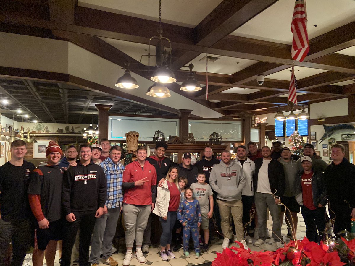 #TWU <a href="/StanfordFball/">Stanford Football</a>  Last meal with this group. Purpose, Unity and Grit are the words of the #tunnelworkersunion . I am proud to stand with this group and excited to see who these men become. Thank you to them as a coach and a father.