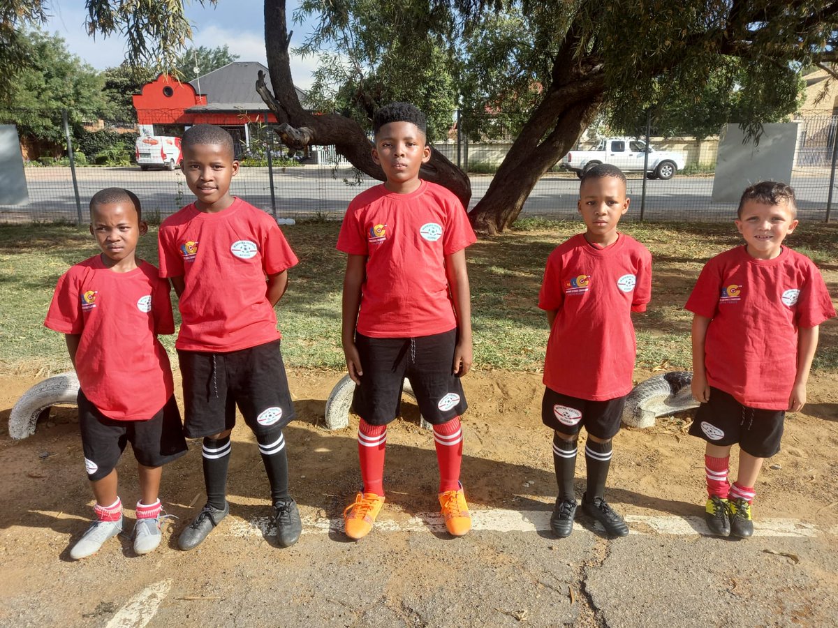 FootballMaf's tweet photo. @SA_NLC Realeboga

No youth No future
@ArtsSportNwpg https://t.co/vo5ntQs24Z